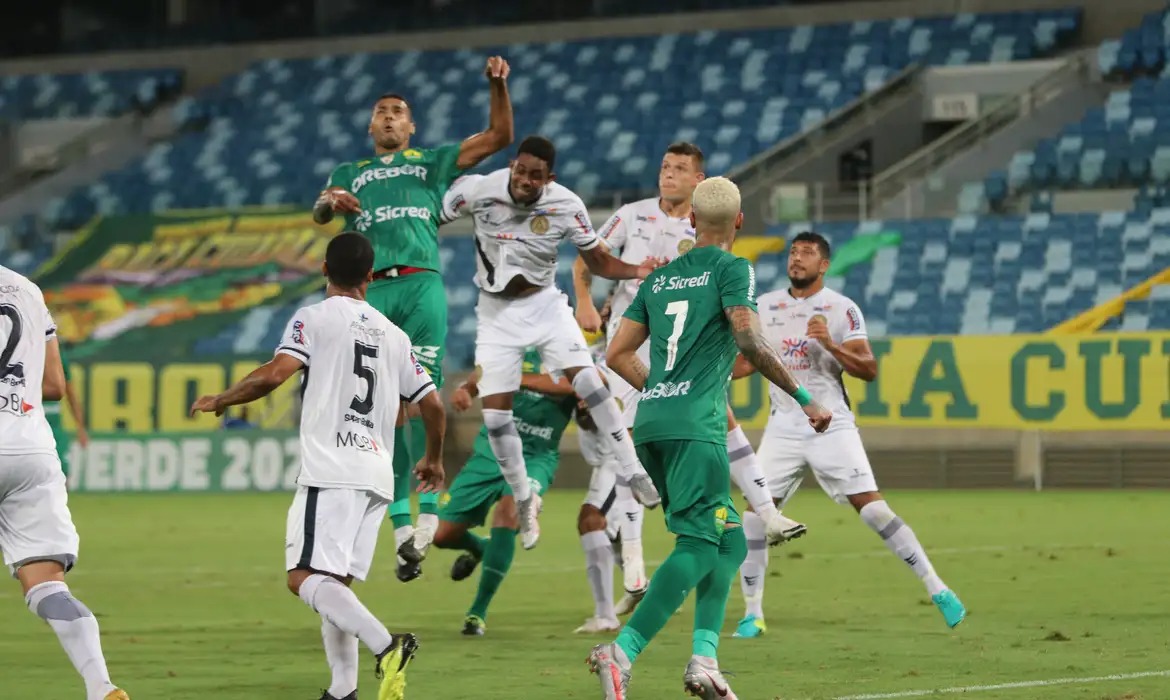 nhan-dinh-soi-keo-remo-vs-cuiaba-luc-02h00-ngay-6-7-2025-1